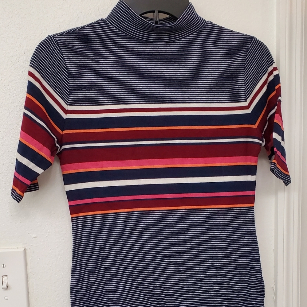Mock Neck Short Sleeve
